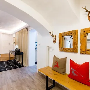 Altstadt Luxury Design Apartment Salzburg